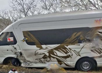 El accidente ocurrió a la altura de la agencia de Santa María Xochixtlapilco.