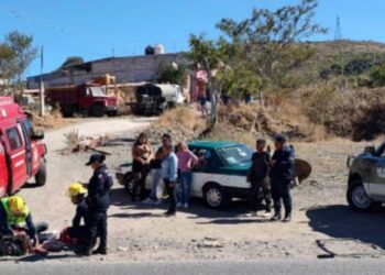 El accidente dejó dos personas lesionadas.