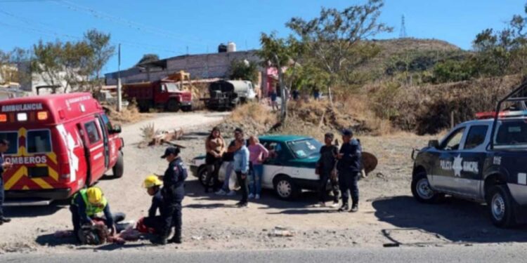 El accidente dejó dos personas lesionadas.