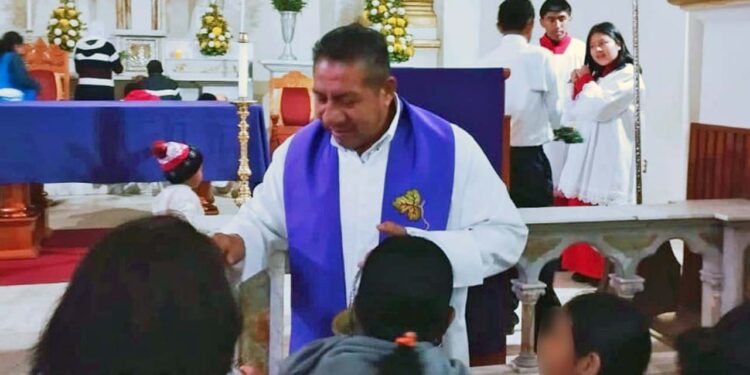 El presbítero recibió la casa parroquial de Huautla el pasado 27 de noviembre.
