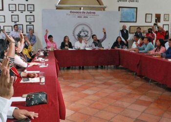 Foto: Adrián Gaytán // Se encamina la transición en la administración municipal.