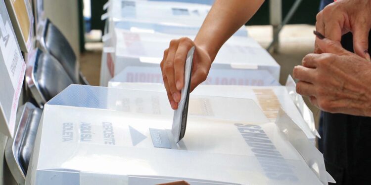 Foto: Adrián Gaytán – archivo // Aseguraron que la minigubernatura tiene como finalidad empatar las elecciones estatales y federales para disminuir los gastos en los procesos electorales.