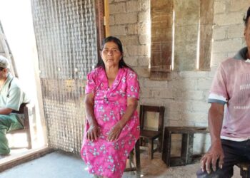 Julio Martínez y su mujer con satisfacción disfrutan la alegría de vivir en cierto municipio de esta región.