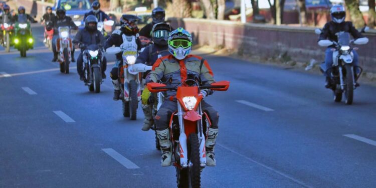 Fotos: Leobardo García Reyes // La Ruta Posada Off Road tuvo participantes montando motos de enduro y razers, además de camionetas 4x4.