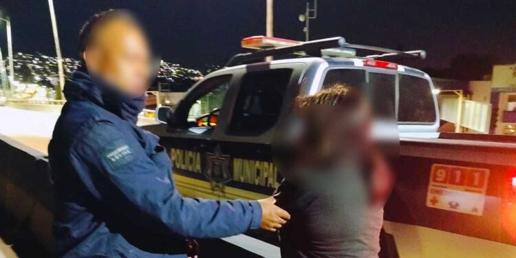 La mujer fue trasladada al cuartel de la Policía Municipal de Oaxaca de Juárez para recibir apoyo psicológico.