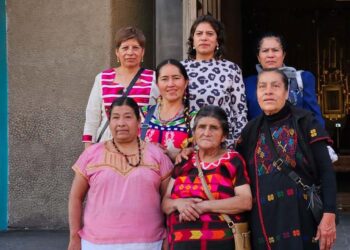 Las mujeres galardonadas con este reconocimiento se sintieron congratuladas con esta distinción.