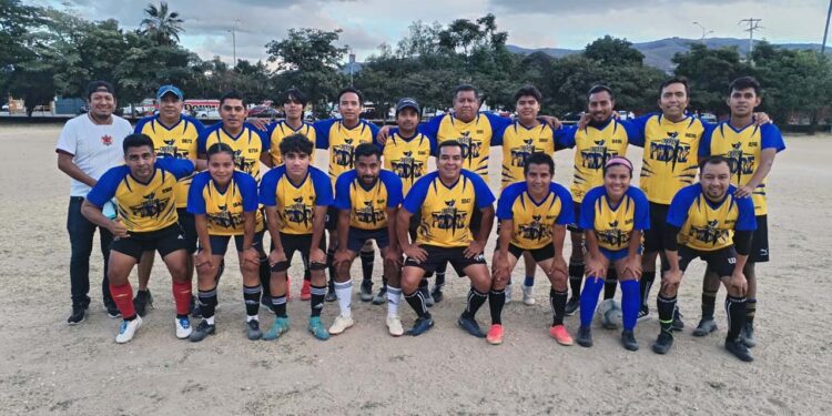 Los silbantes realizaron su último entrenamiento del año.