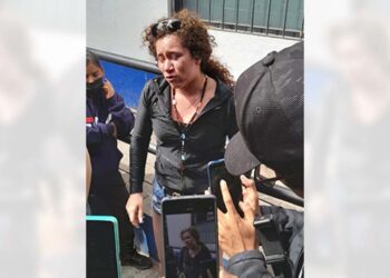 María Elena y Silvia agredieron a Andrea, quien dijo era familiar de Juan Carlos V. C.