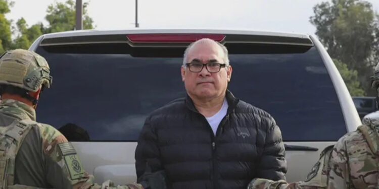 Osiel Cárdenas Guillén, exlíder del Cártel del Golfo, es deportado a México