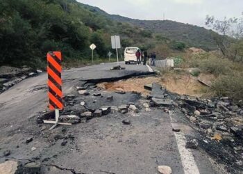 Foto: internet // Por una falla geológica, cierran parcialmente la carretera 175 Oaxaca-Tuxtepec.