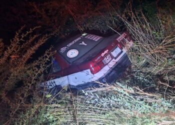 Pese a la seriedad del accidente, el conductor resultó ileso.
