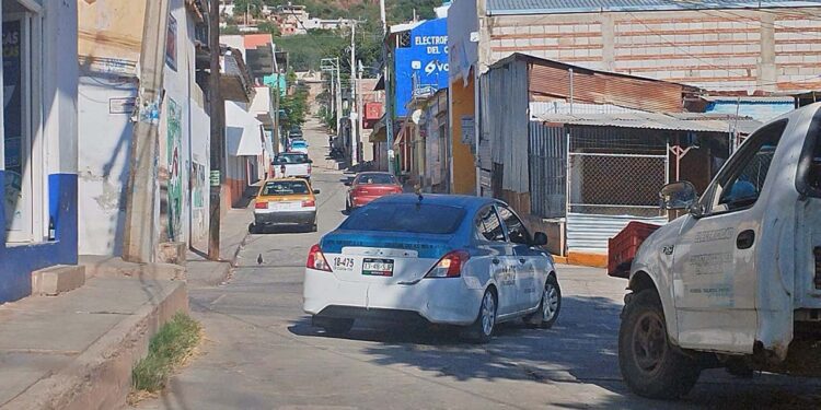 Pidieron a la Semovi que garantice que los servicios del trasporte operen bajo los lineamientos legales.