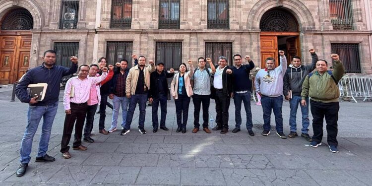 Foto: internet // Representantes de las secciones que conforman la CNTE, informaron sobre los acuerdos, después de sostener una reunión de trabajo con la Presidenta Claudia Sheinbaum.