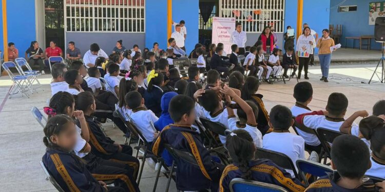 Se contó con la presencia de personal de la SEP, en la escuela primaria “Amado Nervo” de esta localidad.