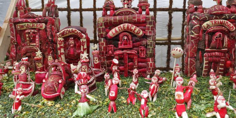 Foto: Luis Alberto Cruz // Templos de Oaxaca, en figuras de rábanos.