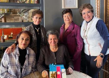 Fotos: cortesía // Theté Villanueva Abraján, Silvia Rojas Simancas, Blanca Villanueva Abraján y Lilia Palacios felicitaron y desearon lo mejor a Dorita Camacho.