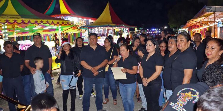 Una importante cantidad de familias se dieron cita en esta inauguración.