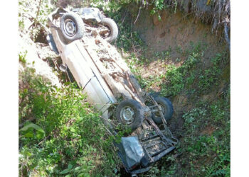 Mortal volcadura en un barranco en la Sierra Norte de Oaxaca