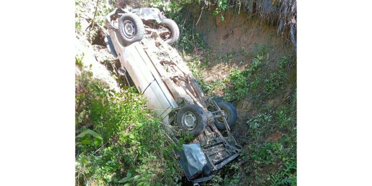 Mortal volcadura en un barranco en la Sierra Norte de Oaxaca