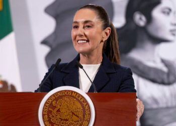 Sheinbaum defiende al Padre Solalinde y rechaza críticas de exfuncionario del INM