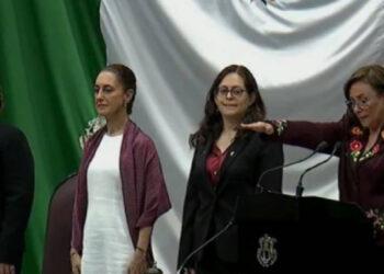 Rocío Nahle toma protesta como la primera mujer gobernadora de Veracruz