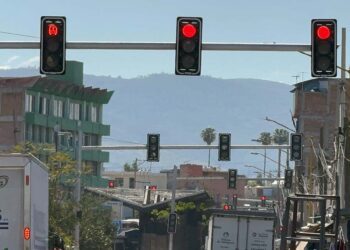El estado actual de los semáforos en la ciudad ha generado diversas problemáticas.