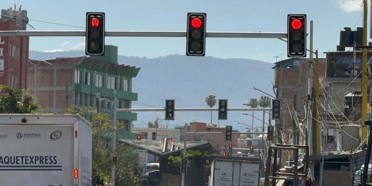 El estado actual de los semáforos en la ciudad ha generado diversas problemáticas.