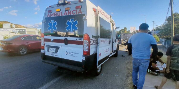 Marco C.L., de 20 años y residente de Santo Domingo Tehuantepec, resultó lesionado.