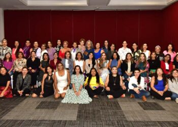Fotos: Rubén Morales // Más de 80 mujeres se reunieron hace unos días en el Hotel Oaxaca Real para escuchar la presentación del plan de trabajo 2025.