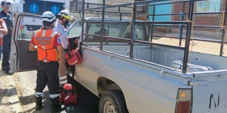 Carlos N. N. redujo la marcha para pasar un tope cuando fue golpeado por detrás por otro vehículo.
