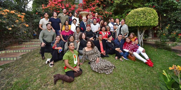 Fotos: Rubén Morales // Durante la reunión la Red de Mujeres Chingonas expresó sus mejores deseos por el año que comienza.