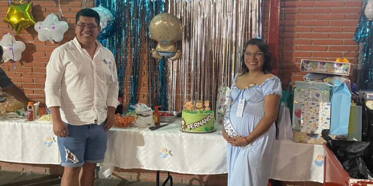 Fotos: Karen Olvera // Los próximos papás se mostraron muy emocionados durante el Baby Shower.