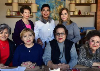 Fotos: Rubén Morales // Marien Topete, Martha Alicia Escamilla León, Celia Martínez, Nohemí Reyes, Mary Marichalar, y Rosa Silvia García.