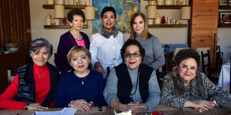 Fotos: Rubén Morales // Marien Topete, Martha Alicia Escamilla León, Celia Martínez, Nohemí Reyes, Mary Marichalar, y Rosa Silvia García.