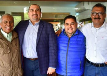 Foto: Rubén Morales // Se reunieron para desearse un año muy exitoso en todos los ámbitos de la vida.