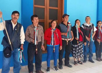 Foto: Gobierno de Oaxaca // Sin incidentes, el relevo de autoridades municipales.
