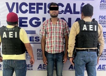 E.R.M. es acusado de llevar a la víctima a una habitación donde la agredió.