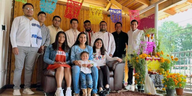 En el festejo de inicio de año se disfrutó de una rica comida, bebidas calientes y un ambiente familiar.