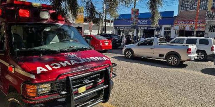 Los dos lesionados fueron atendidos por paramédicos.