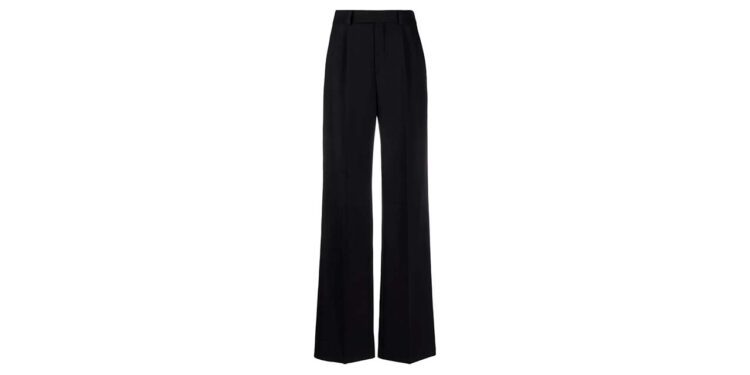Estos pantalones se convierten en la base ideal para cualquier atuendo.