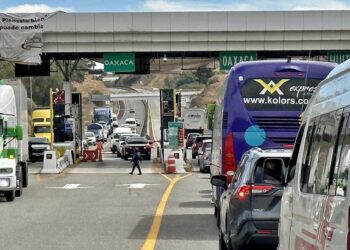 Foto: Luis Alberto Cruz // A partir de este viernes, Capufe elevó el costo de las tarifas de la súper carretera Oaxaca-Cuacnopalan en 6.4%.