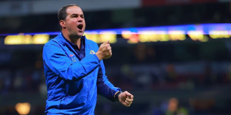 América confirma el futuro del director técnico André Jardine