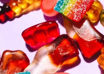 EU prohíbe el colorante rojo No. 3 por riesgo de cáncer: ¿Deberías preocuparte?