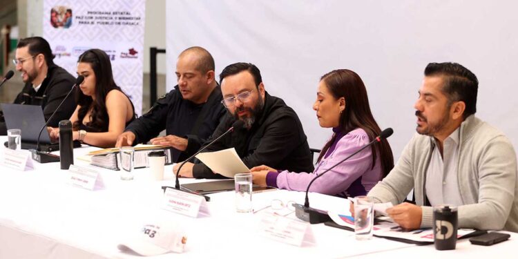 Foto: Luis Alberto Cruz // Conferencia de prensa del gabinete de seguridad.