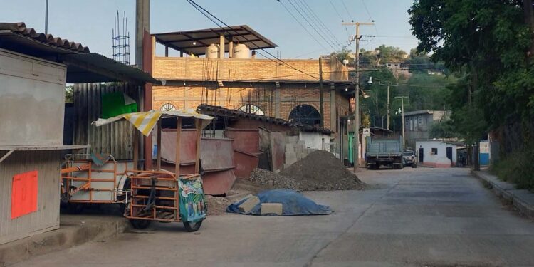 Decepciona a vecinos de la colonia Guadalupe el actuar del Comité de la Regiduría.