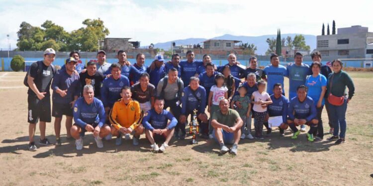 Deportivo Manríquez es el campeón del Mejor Futbol de Oaxaca en la categoría Plus 40.