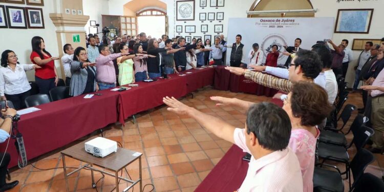 Foto: Municipio de Oaxaca de Juárez // En octubre inició el proceso de entrega-recepción en el municipio capitalino que deberá concluir en las siguientes semanas.