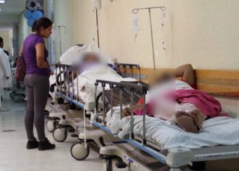 Foto: Archivo El Imparcial // El Hospital Civil de mal en peor: crece el desabasto de medicamentos y la saturación se complica cada día más; trabajadores amagan con nuevas protestas.