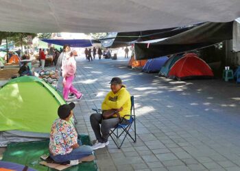 Foto: Luis Alberto Cruz // El municipio trasladó operativo a otras calles cercanas al primer cuadro del Centro Histórico.