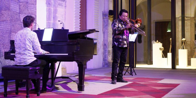 Fotos: Jorge Luis Plata // El trombonista oaxaqueño Faustino Díaz y el pianista francés Pierre-Arnaud hicieron una excelente mancuerna musical.
